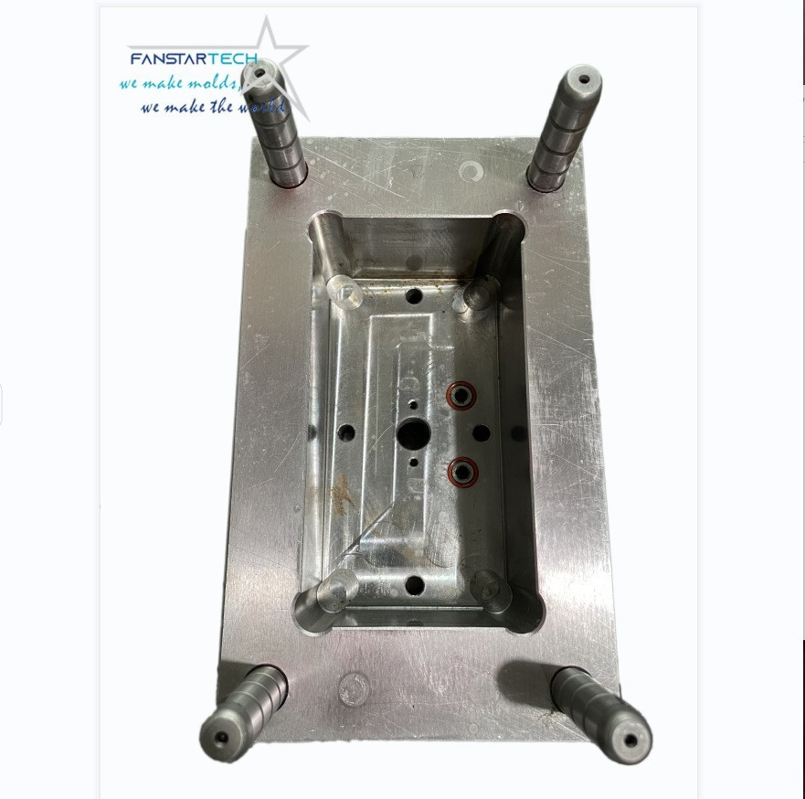 機(jī)電零件塑料外殼注塑模具廠傳感器控制器插座高質(zhì)量塑料模具廠家
